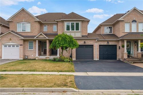 2626 Armour Cres, Burlington, ON, L7M5B1 | Card Image