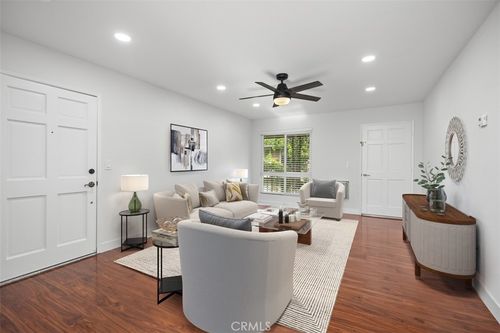 10-660 S Glassell, Orange, CA, 92866 | Card Image