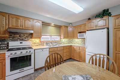 4 Cedarland Dr, House other with 3 bedrooms, 2 bathrooms and 3 parking in Brantford ON | Image 3