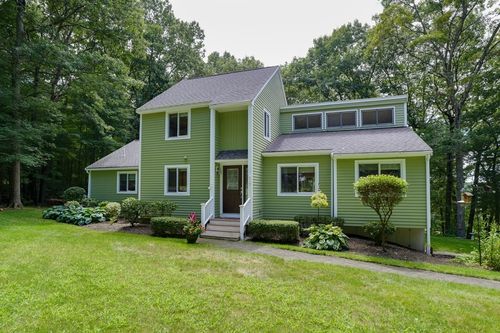 7 Daniels Rd, Mendon, MA, 01756-1336 | Card Image
