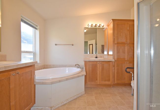 16186 Snake River Rd, House other with 3 bedrooms, 3 bathrooms and null parking in Asotin WA | Image 15