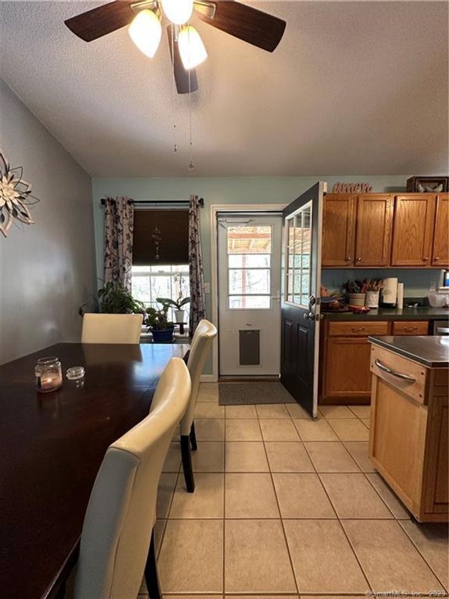 12 Tamarack Cir, House other with 3 bedrooms, 1 bathrooms and null parking in Killingly CT | Image 11