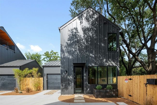 B - 2010 Gathright Cv, House other with 2 bedrooms, 3 bathrooms and 1 parking in Austin TX | Image 22