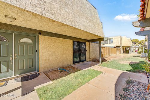 6060 W Golden Lane, Glendale, AZ, 85302 | Card Image