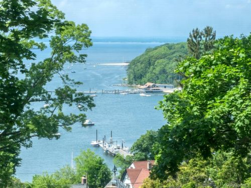 7-42 Central Ave, Sea Cliff, NY, 11579-1102 | Card Image