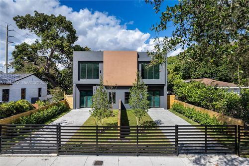 283-283 Nw 52nd St, Miami, FL, 33127-1935 | Card Image