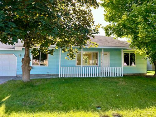 711 Cypress Way, Twin Falls, ID, 83301-6886 | Card Image