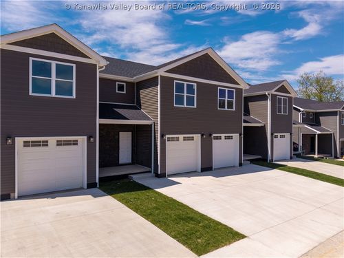 47 Jordon Dr, Winfield, WV, 25213-7140 | Card Image