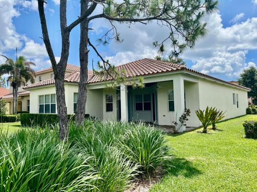 5579 55th Ave, Vero Beach, FL, 32967-2460 | Card Image