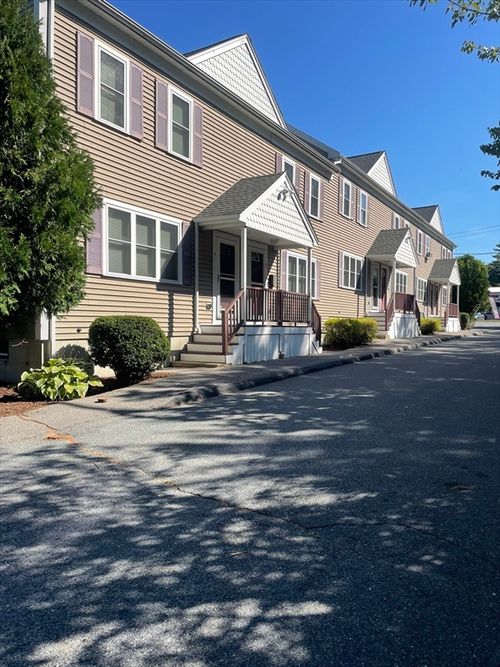 apt-5-604 Bedford St, Whitman, MA, 02382-1877 | Card Image