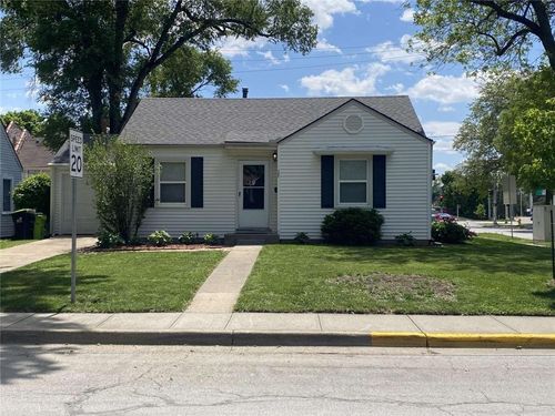 1401 E 21st Ave, North Kansas City, MO, 64116-3305 | Card Image