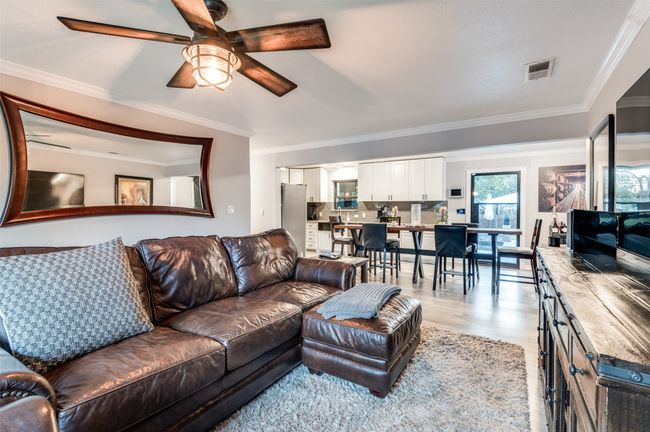 1338 Airline Dr, House other with 4 bedrooms, 3 bathrooms and null parking in Grapevine TX | Image 5