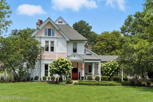 331 Central Ave, Pewee Valley, KY, 40056-9002 | Card Image