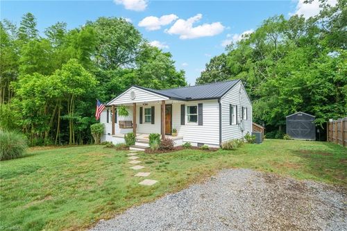 161 Holman St, Mocksville, NC, 27028-4807 | Card Image