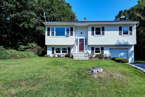 87 Oak Hill Rd, Oakdale, CT, 06370-1734 | Card Image