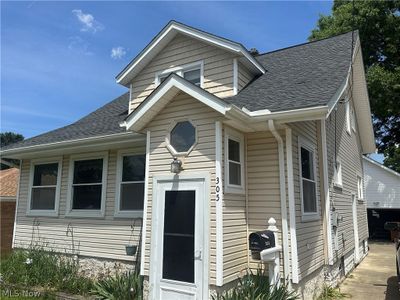 305 E Lake Avenue, House other with 3 bedrooms, 1 bathrooms and null parking in Barberton OH | Image 3