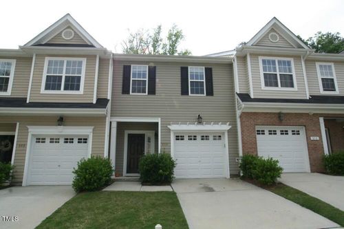 320 Anterbury Dr, Apex, NC, 27502-4712 | Card Image