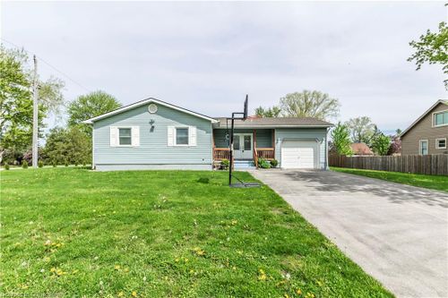 {{alt}} | Card Image