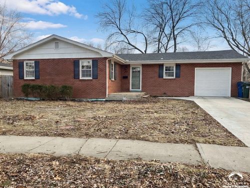 2915 W 7th St, Lawrence, KS, 66049-4501 | Card Image