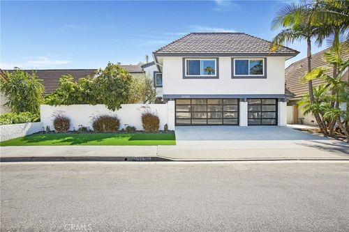 22102 Wood Island Ln, Huntington Beach, CA, 92646 | Card Image