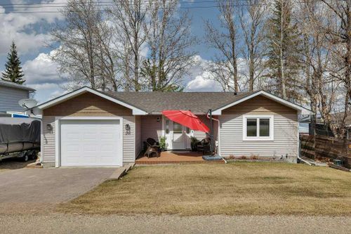 251 Lakeshore Dr, Grandview, AB, T0C | Card Image