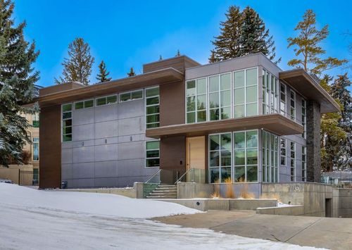 106 Pumpridge Pl Sw, Calgary, AB, T2V5E7 | Card Image