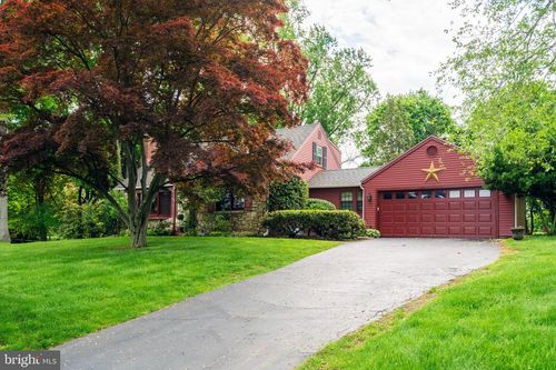 120 Walker Rd, WAYNE, PA, 19087-1437 | Card Image