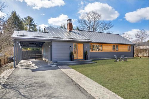 3 Woodmore Dr, Hanover, NH, 03755-1320 | Card Image