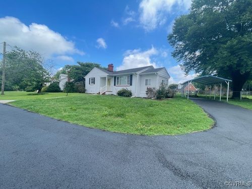 7284 Edgeworth Rd, Mechanicsville, VA, 23111-1206 | Card Image