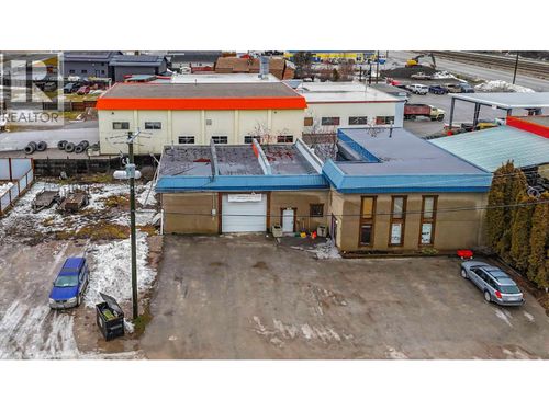 907 10th St N, Golden, BC, V0A1H2 | Card Image