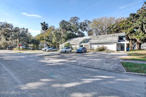 1321 Mayport Landing Cir, JACKSONVILLE, FL, 32233-2299 | Card Image