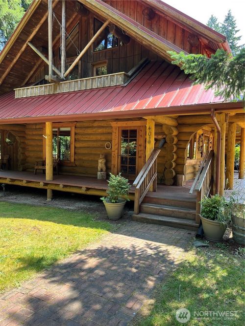 4050 Hollyhock Ln, Langley, WA, 98260-9256 | Card Image