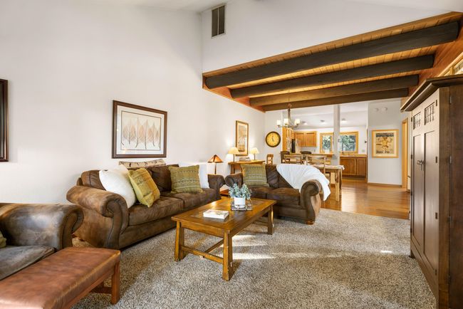 15-Living Room | Image 6