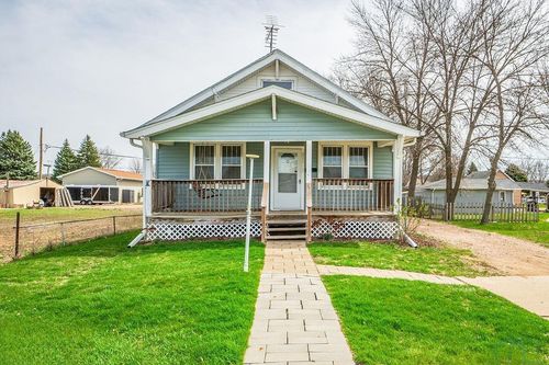 212 Wallace Ave, North Sioux City, SD, 57049-3075 | Card Image