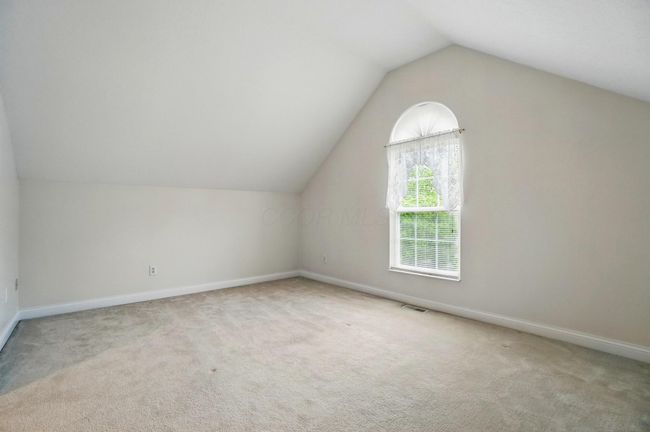 1131 Overlook Ct, Condo with 3 bedrooms, 3 bathrooms and null parking in Pickerington OH | Image 32
