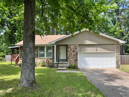 104 Foxdell Cir, Jacksonville, AR, 72076-2609 | Card Image