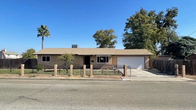 1201 Hale Avenue, House other with 3 bedrooms, 0 bathrooms and null parking in Corcoran CA | Image 1