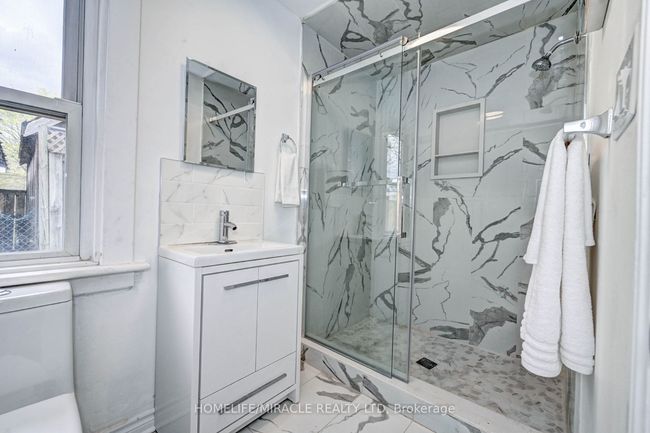 239 Hamilton St, House other with 4 bedrooms, 2 bathrooms and 6 parking in Cambridge ON | Image 24