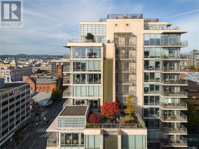 1406 - 707 Courtney St, Condo with 2 bedrooms, 2 bathrooms and 2 parking in Victoria BC | Image 2