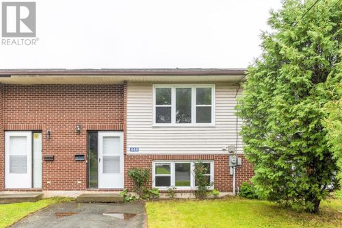 448 Renfrew St, Dartmouth, NS, B2Y2M5 | Card Image