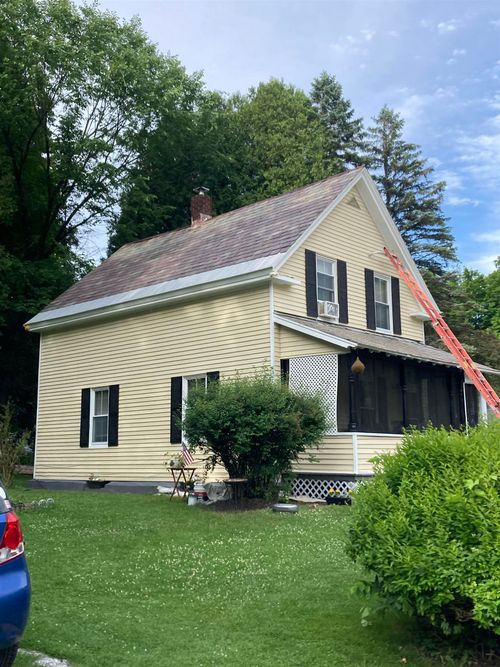 34 School St, Proctor, VT, 05765-1044 | Card Image