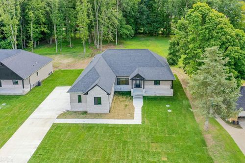 55390 Jewell Rd, Shelby Township, MI, 48315-1061 | Card Image