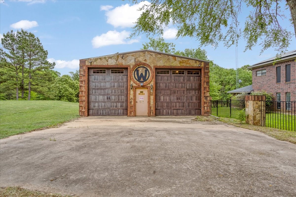 Land in Powderly 3