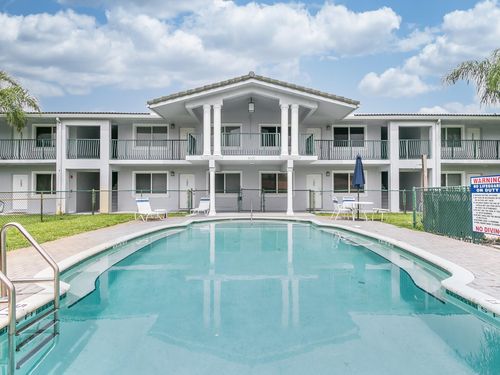 apt-207-4001 Ne 21st Ave, Fort Lauderdale, FL, 33308-5689 | Card Image