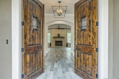 108 Palomino Spgs, Bandera, TX, 78003-4849 | Card Image