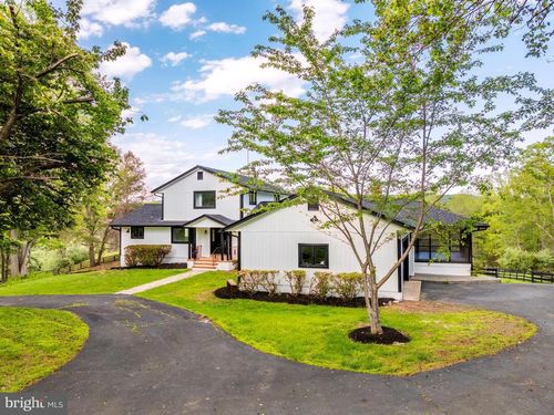 6891 Wilson Rd, MARSHALL, VA, 20115-2409 | Card Image