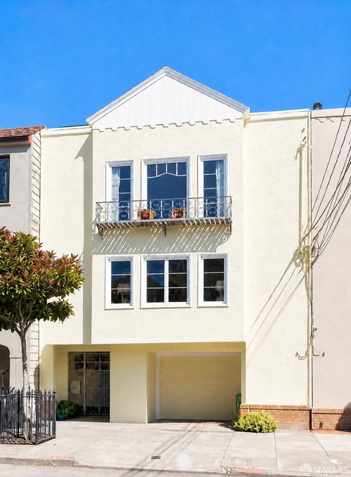 2360 Greenwich Street, San Francisco, CA, 94123 | Card Image