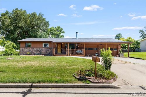 85 Susan Drive, St Charles, MO, 63301 | Card Image