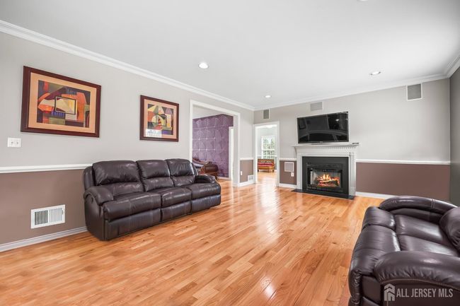1004 Antoinette Dr, House other with 5 bedrooms, 3 bathrooms and null parking in Monroe NJ | Image 13
