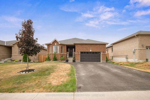 12 Old Trafford Dr, Hastings, ON, K0L1Y0 | Card Image